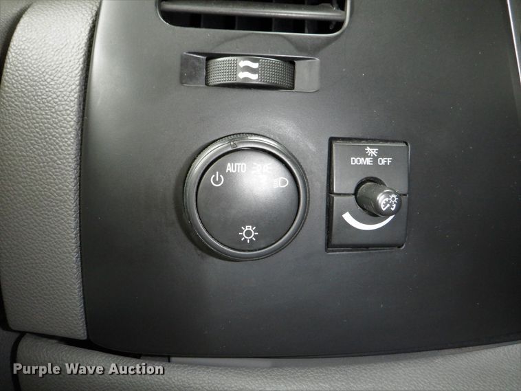 image for item DH1056 2008 Chevrolet Silverado 2500  Ext. Cab utility bed pickup truck