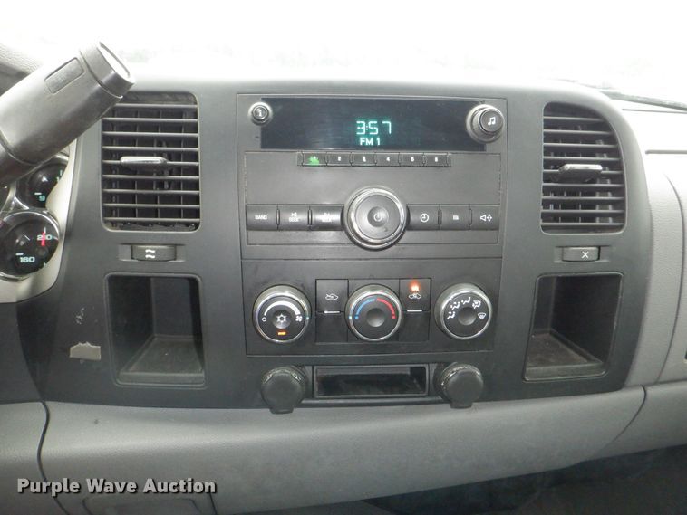 image for item DH1056 2008 Chevrolet Silverado 2500  Ext. Cab utility bed pickup truck