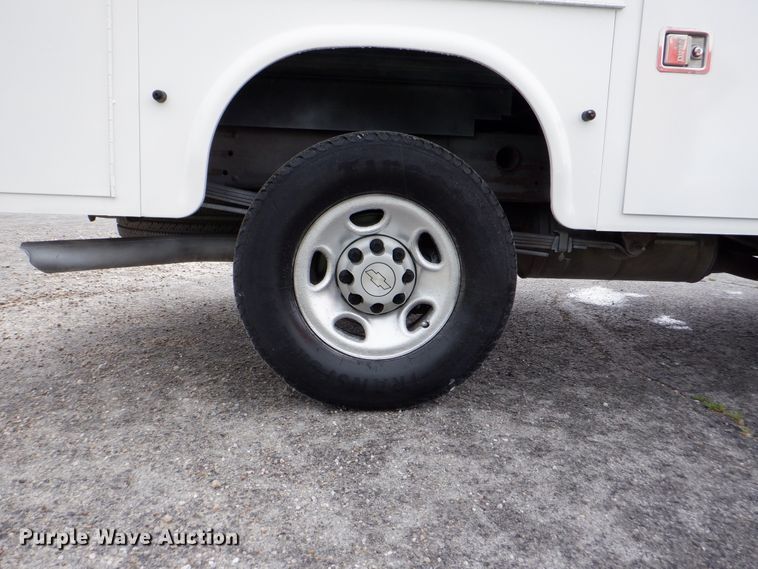 image for item DH1056 2008 Chevrolet Silverado 2500  Ext. Cab utility bed pickup truck