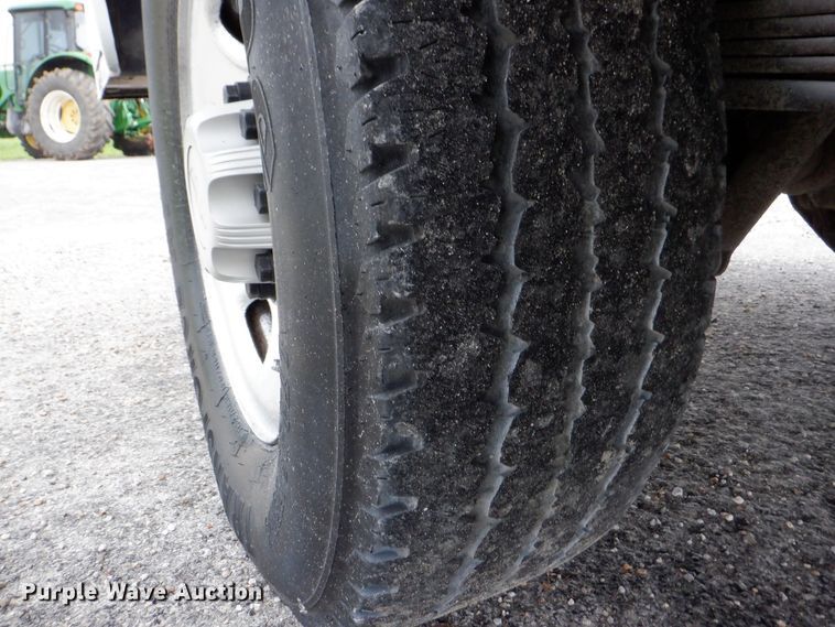 image for item DH1056 2008 Chevrolet Silverado 2500  Ext. Cab utility bed pickup truck