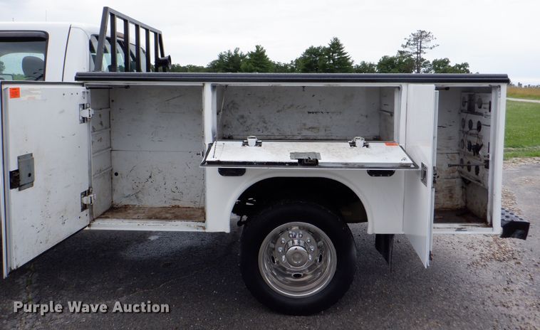 image for item DH1061 2011 Ford F450 Super Duty XL  Crew Cab utility bed truck