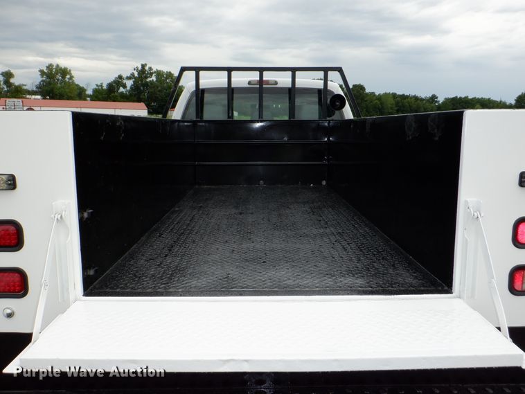 image for item DH1061 2011 Ford F450 Super Duty XL  Crew Cab utility bed truck