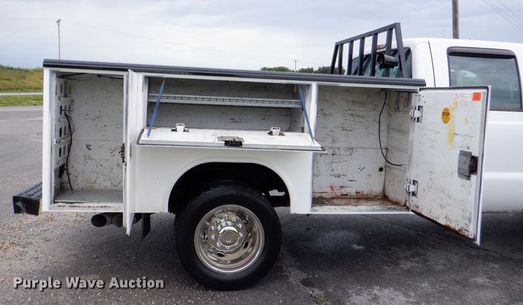 image for item DH1061 2011 Ford F450 Super Duty XL  Crew Cab utility bed truck