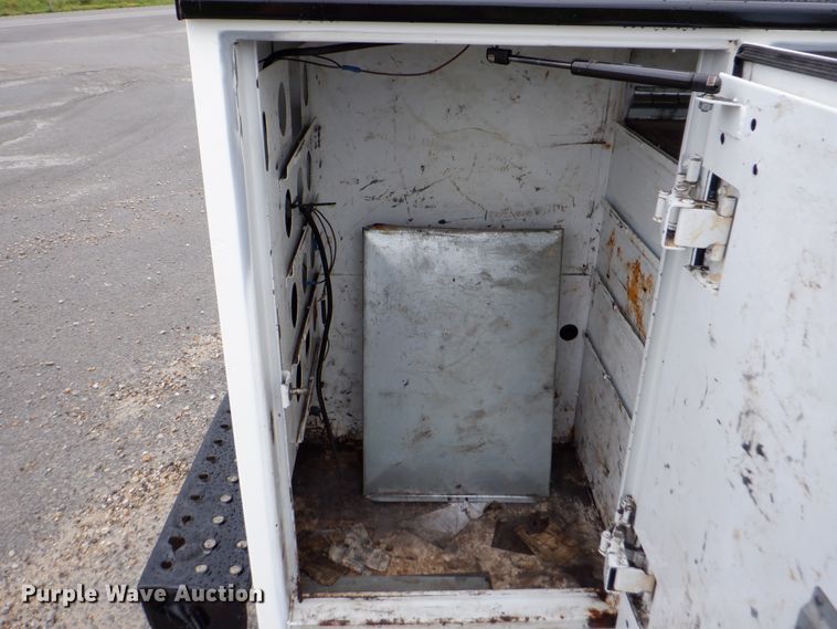 image for item DH1061 2011 Ford F450 Super Duty XL  Crew Cab utility bed truck