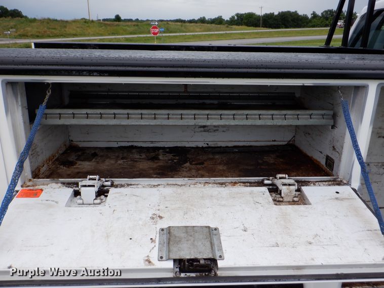 image for item DH1061 2011 Ford F450 Super Duty XL  Crew Cab utility bed truck