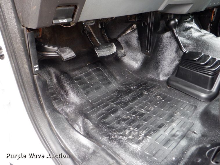 image for item DH1061 2011 Ford F450 Super Duty XL  Crew Cab utility bed truck