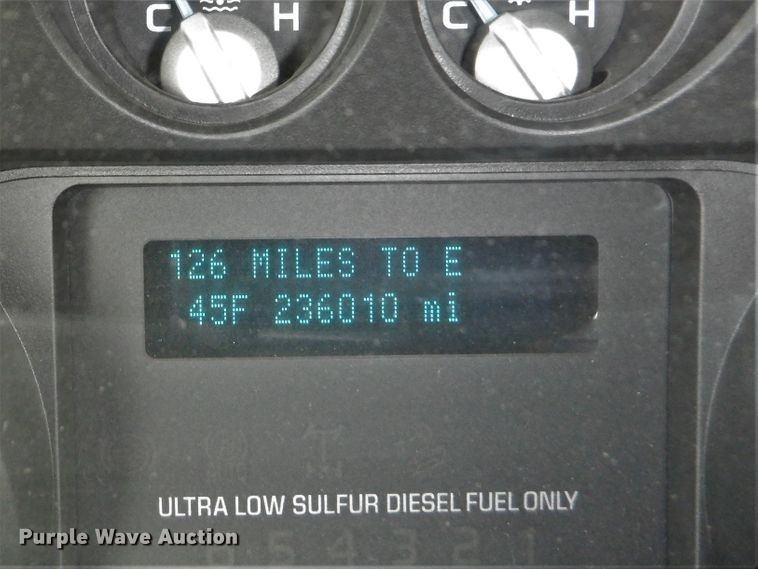 image for item DH1061 2011 Ford F450 Super Duty XL  Crew Cab utility bed truck