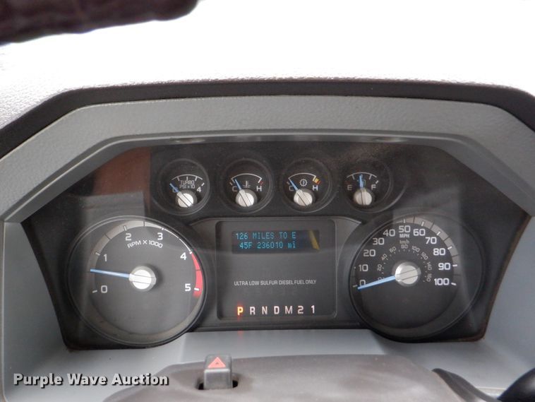 image for item DH1061 2011 Ford F450 Super Duty XL  Crew Cab utility bed truck