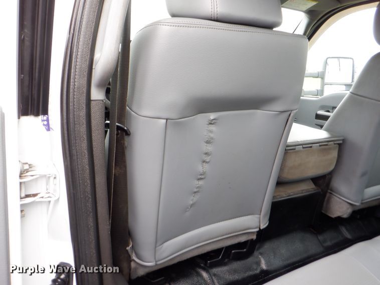 image for item DH1061 2011 Ford F450 Super Duty XL  Crew Cab utility bed truck