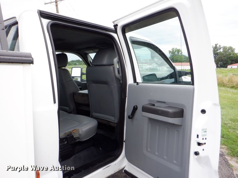 image for item DH1061 2011 Ford F450 Super Duty XL  Crew Cab utility bed truck