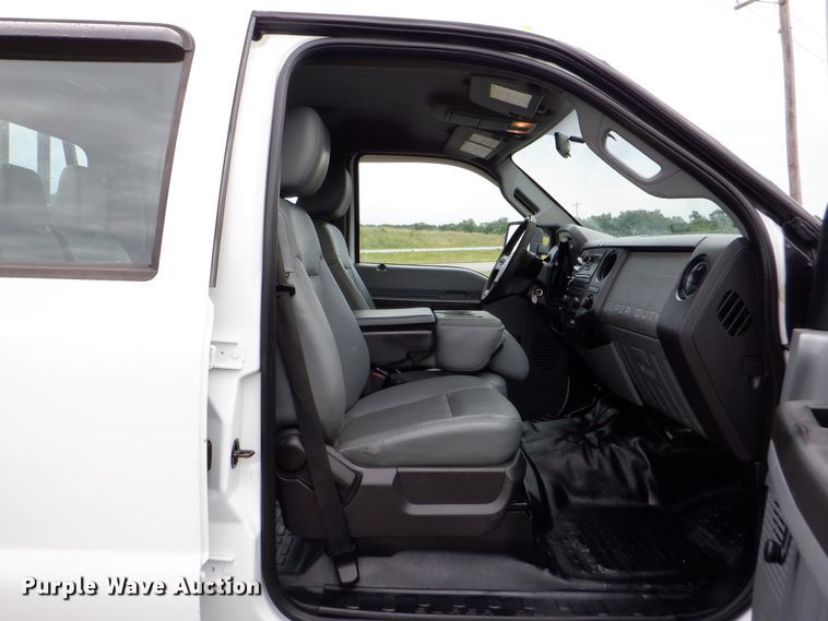 image for item DH1061 2011 Ford F450 Super Duty XL  Crew Cab utility bed truck