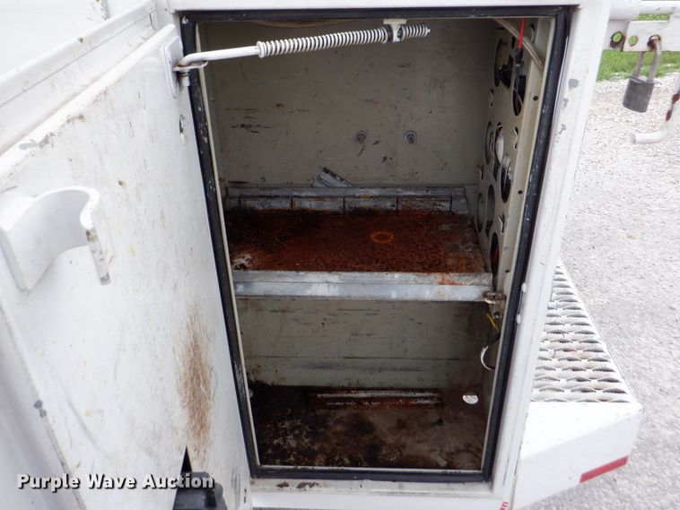 image for item DH1068 2011 Dodge Ram 2500HD  utility bed pickup truck