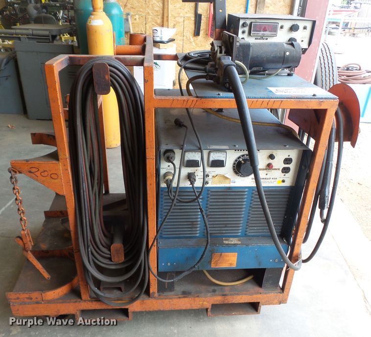 image for item DH3800 Miller Deltaweld 450 wire feed welder