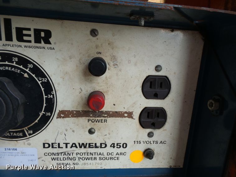image for item DH3800 Miller Deltaweld 450 wire feed welder