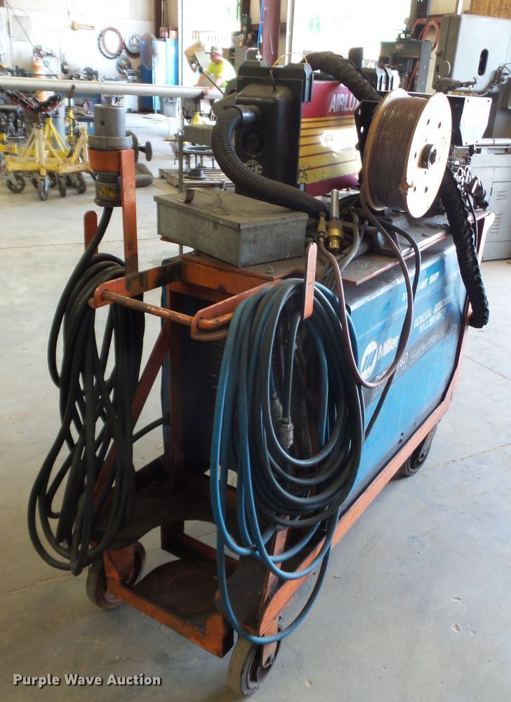 image for item DH3804 Miller Deltaweld 651 welder