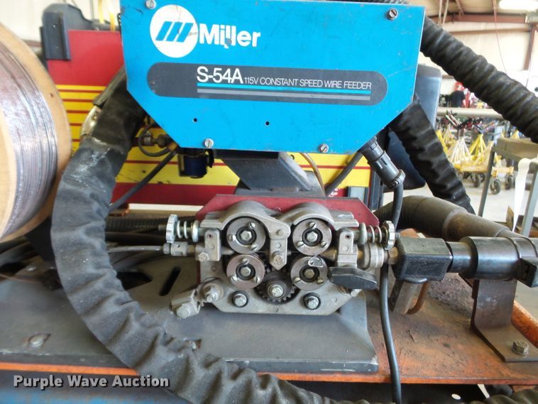 image for item DH3804 Miller Deltaweld 651 welder
