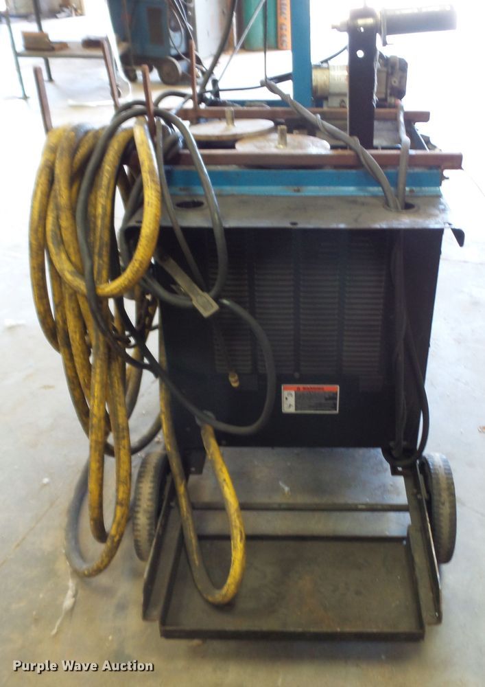 image for item DH3807 Miller Dimension 652 welder