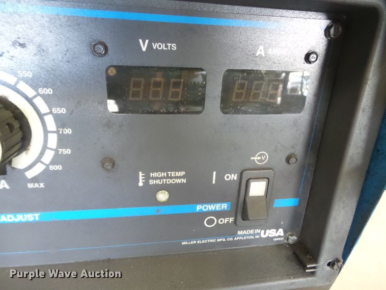 image for item DH3807 Miller Dimension 652 welder