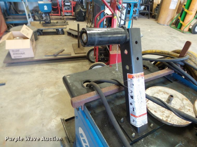 image for item DH3807 Miller Dimension 652 welder