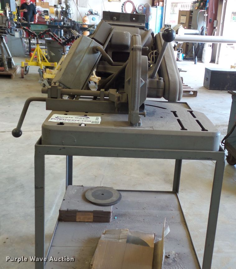 image for item DH3811 Chop saw
