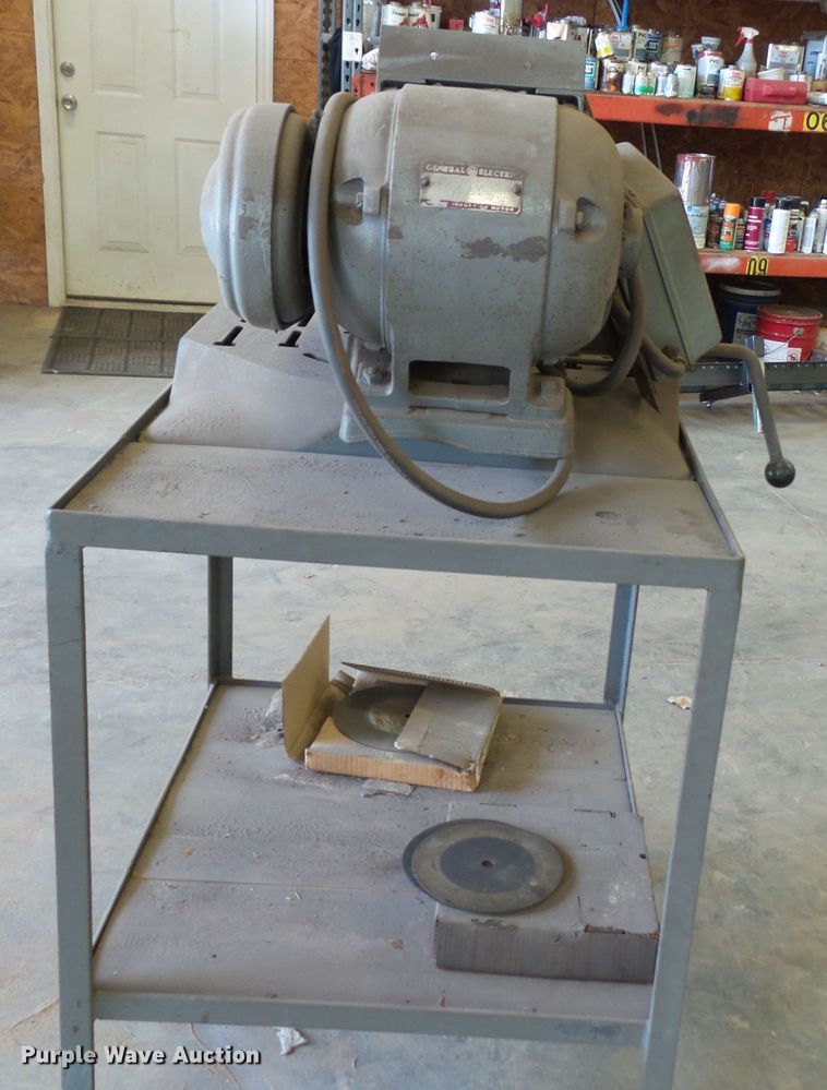 image for item DH3811 Chop saw