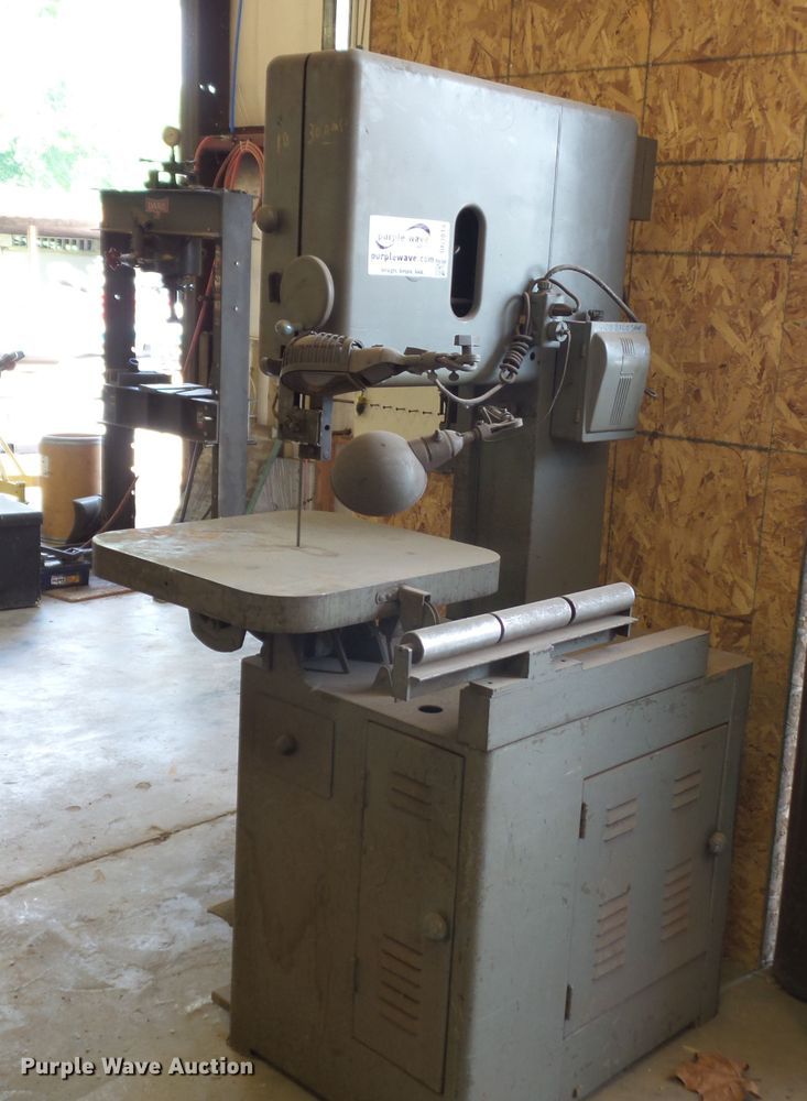 image for item DH3814 Grob band saw