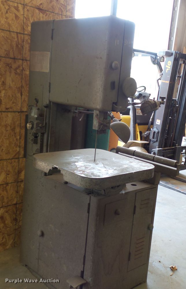 image for item DH3814 Grob band saw