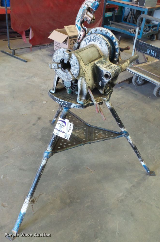 image for item DH3815 (2) Rigid 300 pipe threaders