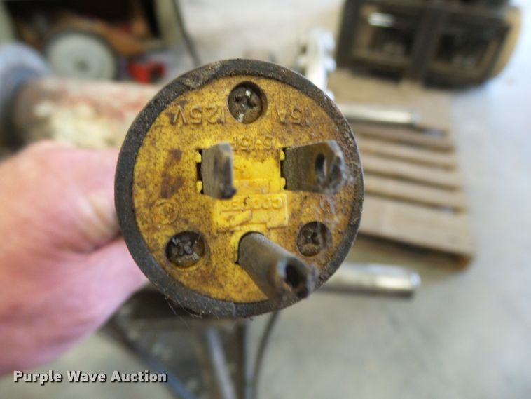 image for item DH3815 (2) Rigid 300 pipe threaders