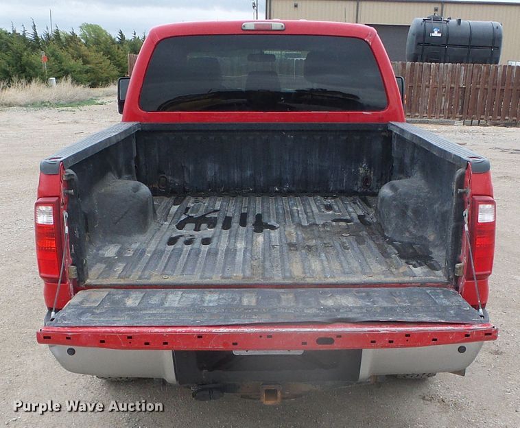 image for item DH4921 2011 Ford F250 Super Duty Lariat  Crew Cab pickup truck