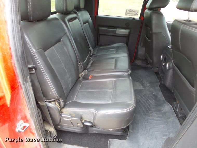 image for item DH4921 2011 Ford F250 Super Duty Lariat  Crew Cab pickup truck