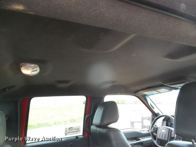 image for item DH4921 2011 Ford F250 Super Duty Lariat  Crew Cab pickup truck