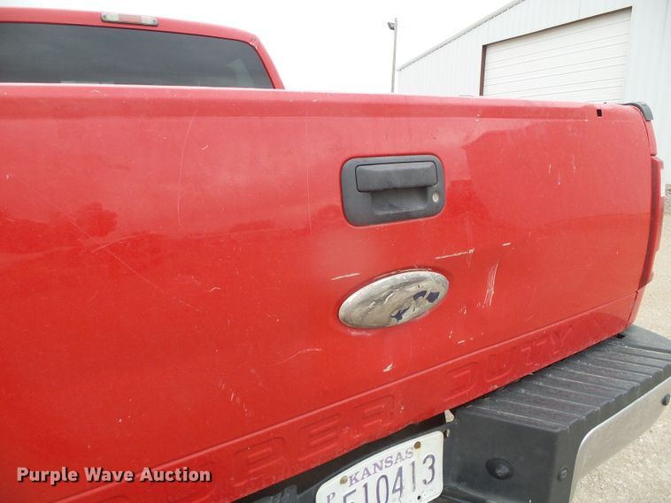 image for item DH4921 2011 Ford F250 Super Duty Lariat  Crew Cab pickup truck