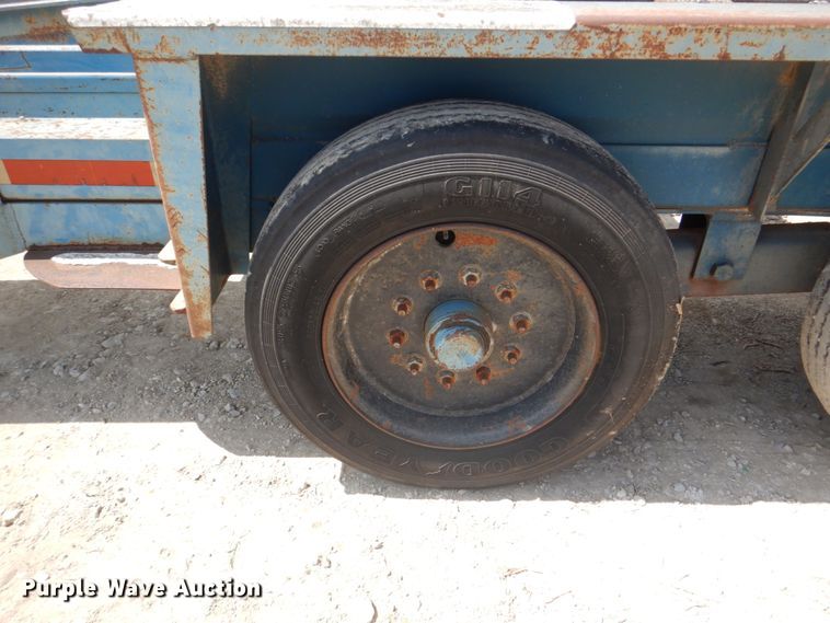 image for item DH5365 1998 Belshe T-18 utility trailer