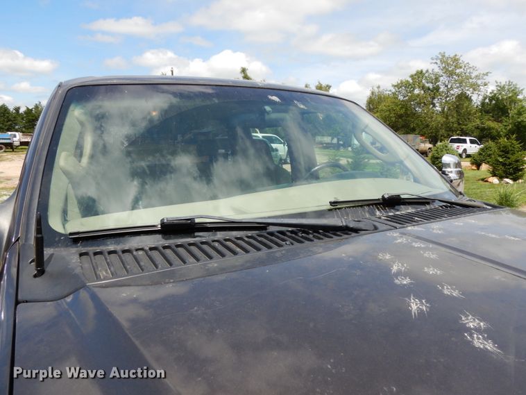 image for item DH6511 2006 Ford F250 Super Duty XLT  Crew Cab pickup truck