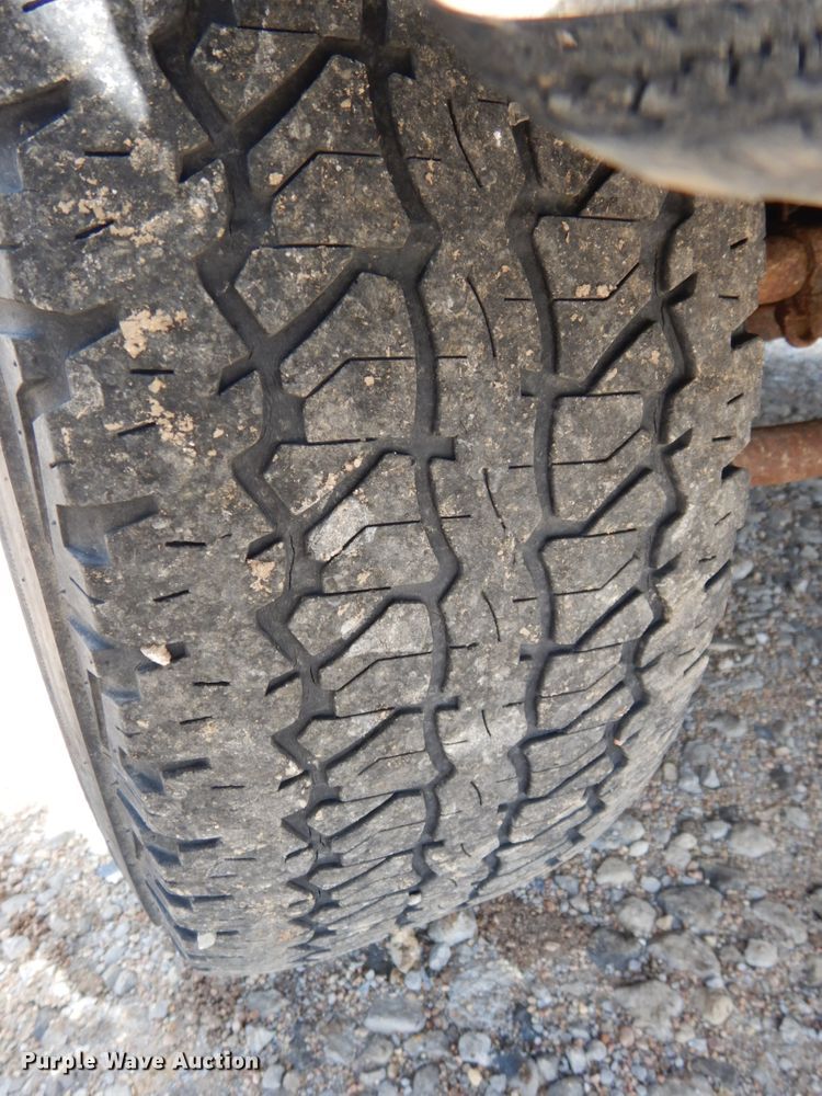 image for item DH6511 2006 Ford F250 Super Duty XLT  Crew Cab pickup truck