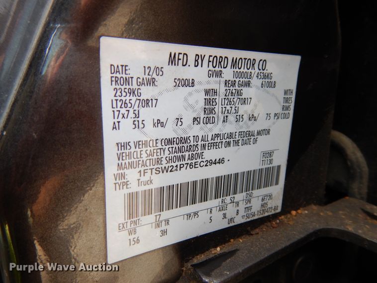 image for item DH6511 2006 Ford F250 Super Duty XLT  Crew Cab pickup truck