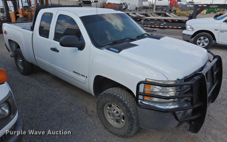 image for item DI0153 2008 Chevrolet Silverado 2500HD  Ext. Cab pickup truck
