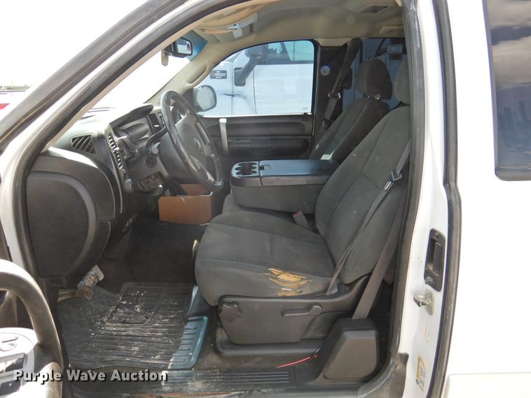 image for item DI0153 2008 Chevrolet Silverado 2500HD  Ext. Cab pickup truck