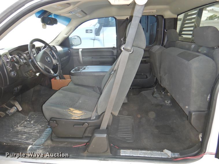 image for item DI0153 2008 Chevrolet Silverado 2500HD  Ext. Cab pickup truck