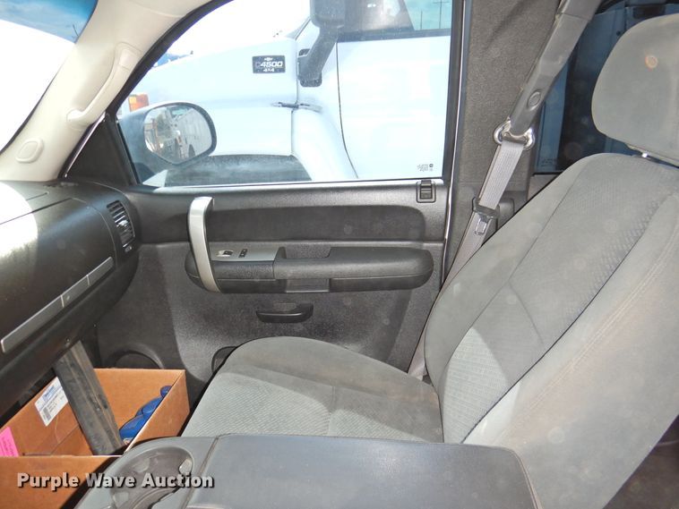 image for item DI0153 2008 Chevrolet Silverado 2500HD  Ext. Cab pickup truck