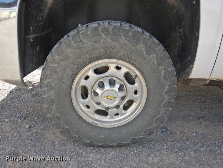 image for item DI0153 2008 Chevrolet Silverado 2500HD  Ext. Cab pickup truck