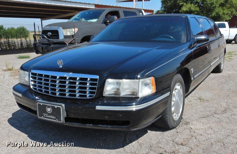 image for item DI0202 1997 Cadillac Krystal Koach  limousine