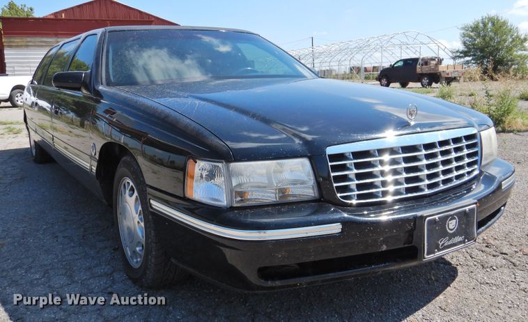 image for item DI0202 1997 Cadillac Krystal Koach  limousine