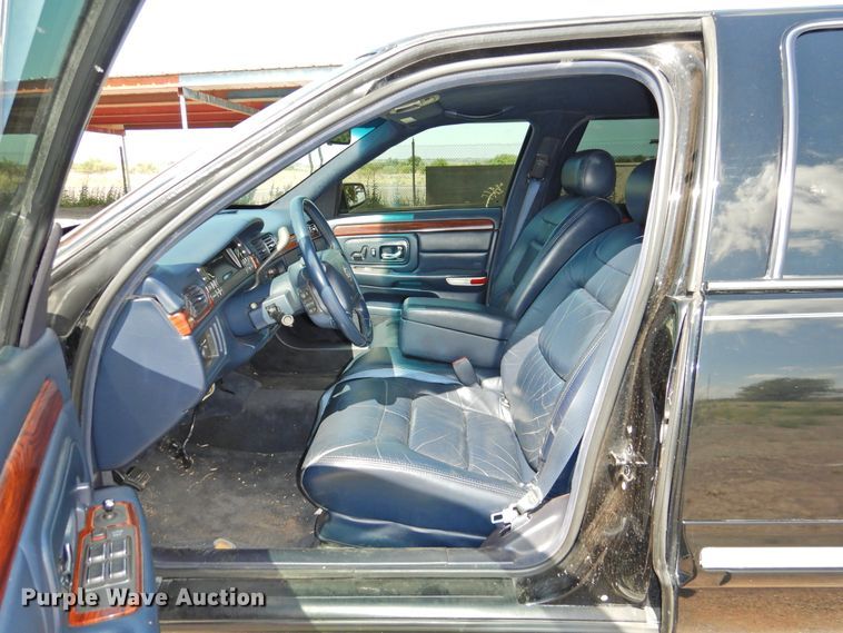 image for item DI0202 1997 Cadillac Krystal Koach  limousine