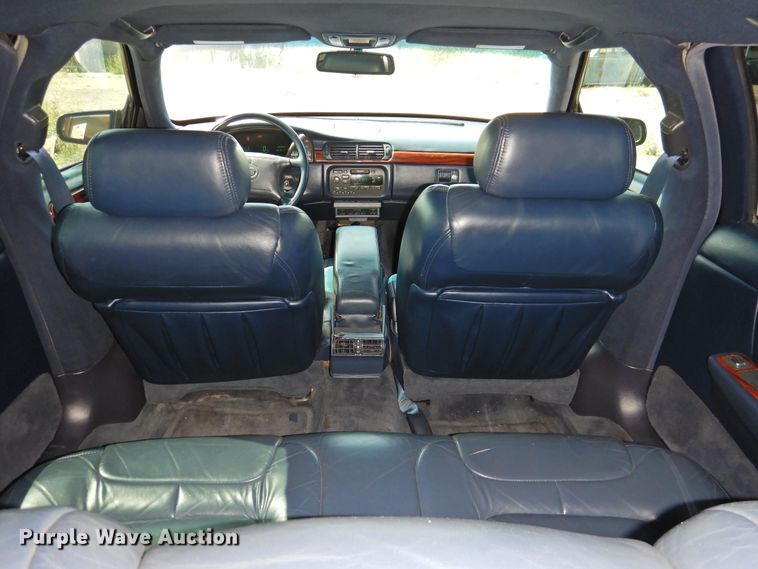 image for item DI0202 1997 Cadillac Krystal Koach  limousine