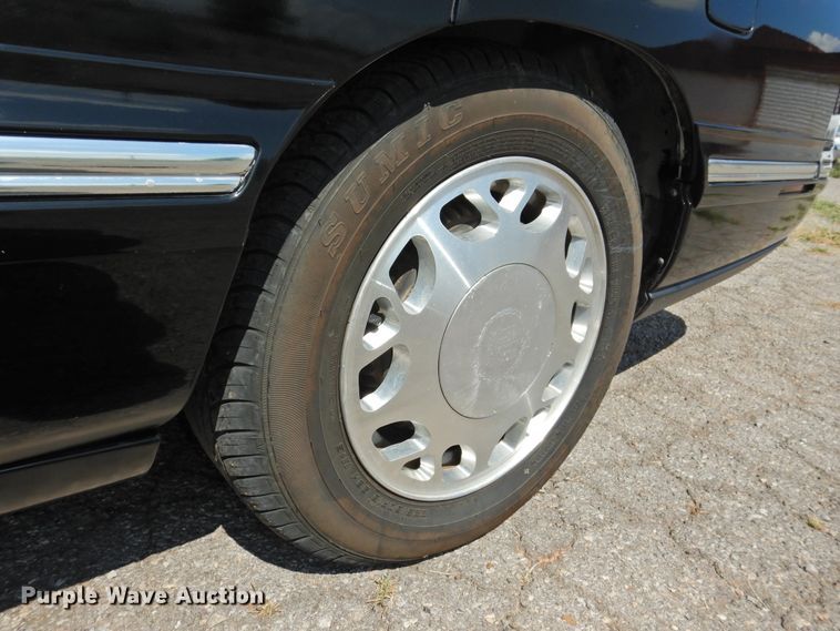 image for item DI0202 1997 Cadillac Krystal Koach  limousine