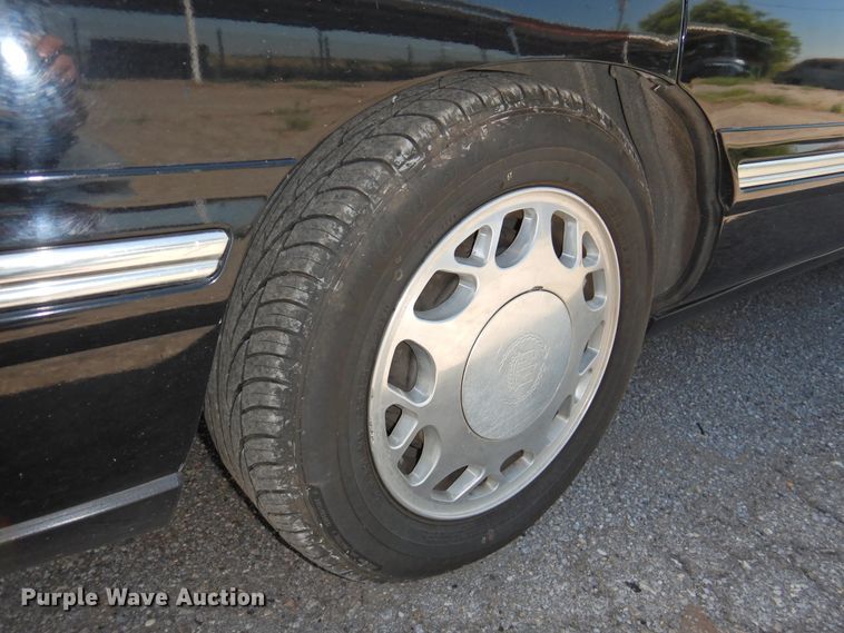 image for item DI0202 1997 Cadillac Krystal Koach  limousine