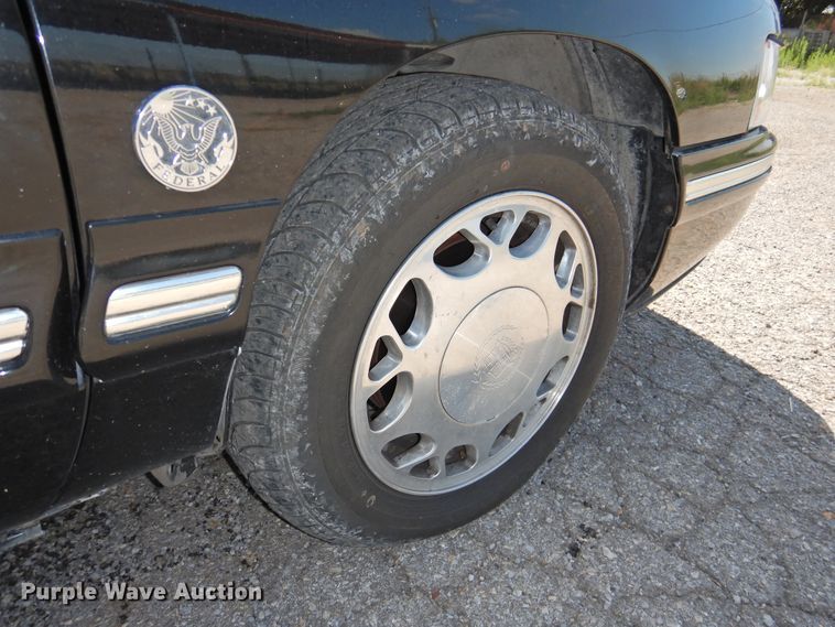 image for item DI0202 1997 Cadillac Krystal Koach  limousine