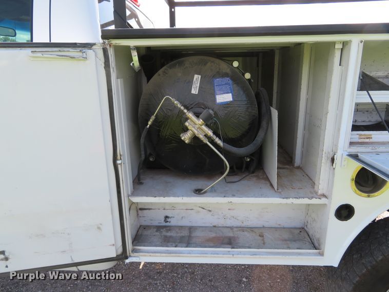 image for item DI2183 2011 Chevrolet Silverado 2500HD  utility bed pickup truck